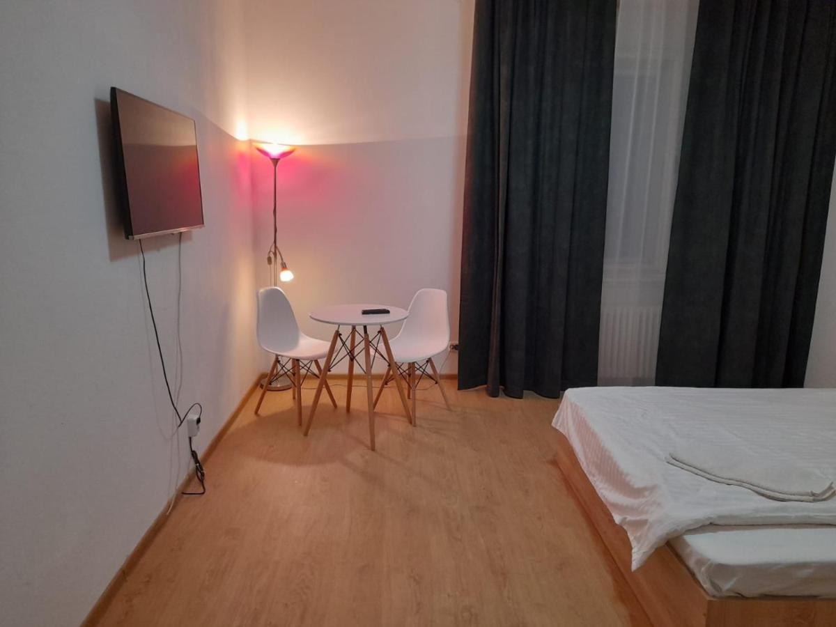 Piata Unirii- 1 Room Studio Apartment Timisoara Luaran gambar